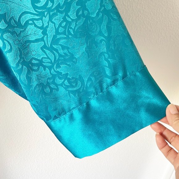 Victoria’s Secret Yellow Lable Green Robe - Picture 12 of 14